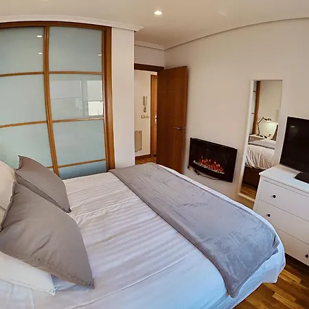 Céntrico, Vialia-fátima Pino *