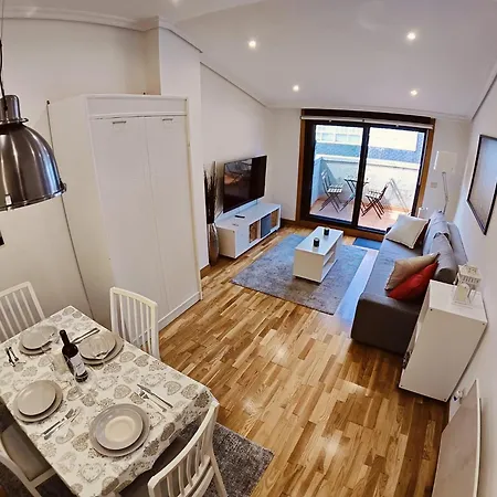 Centrico, Vialia-fatima Pino * Виго