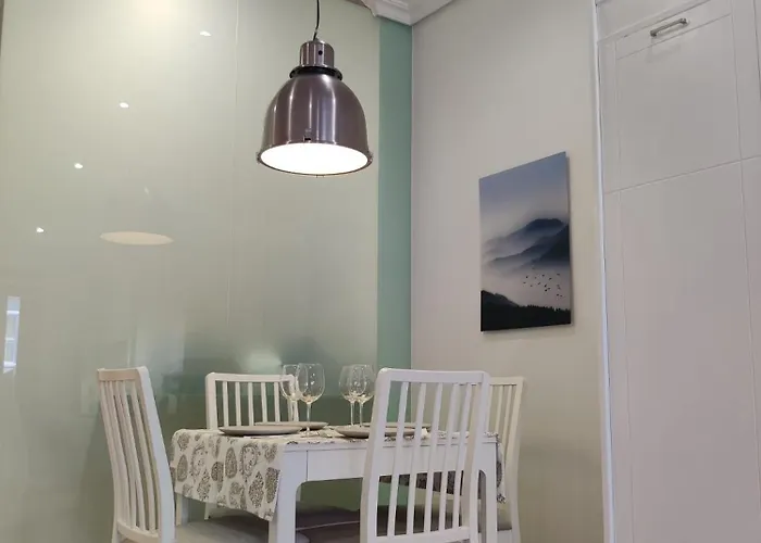 Céntrico, Vialia-fátima Pino * Vigo