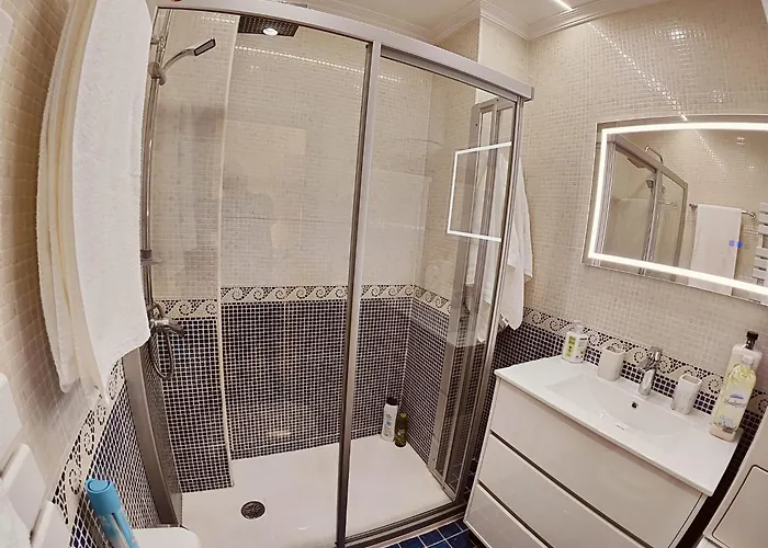 Céntrico, Vialia-fátima Pino * Vigo