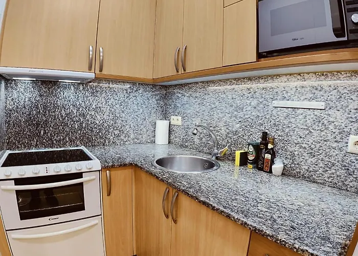 Céntrico, Vialia-fátima Pino * Vigo